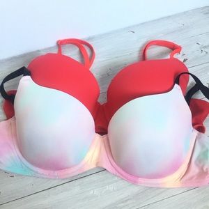PINK Lightly Lined Bras Victoria’s Secret